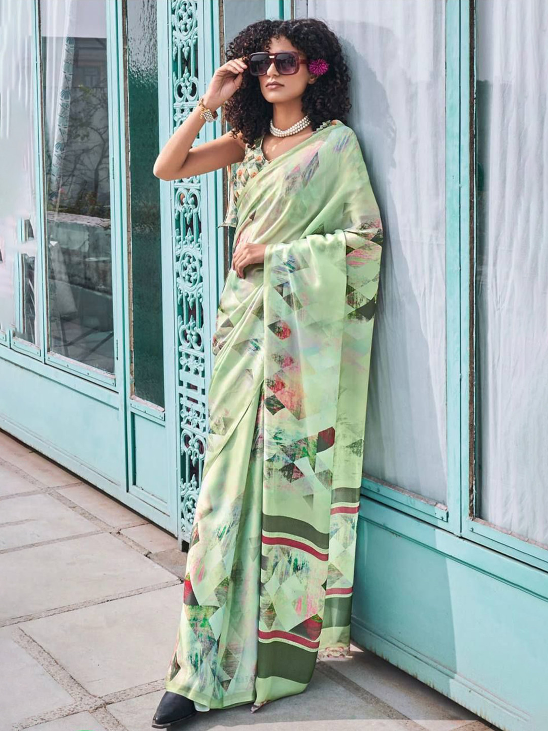 

Anaita Floral Printed Designer Saree, Green