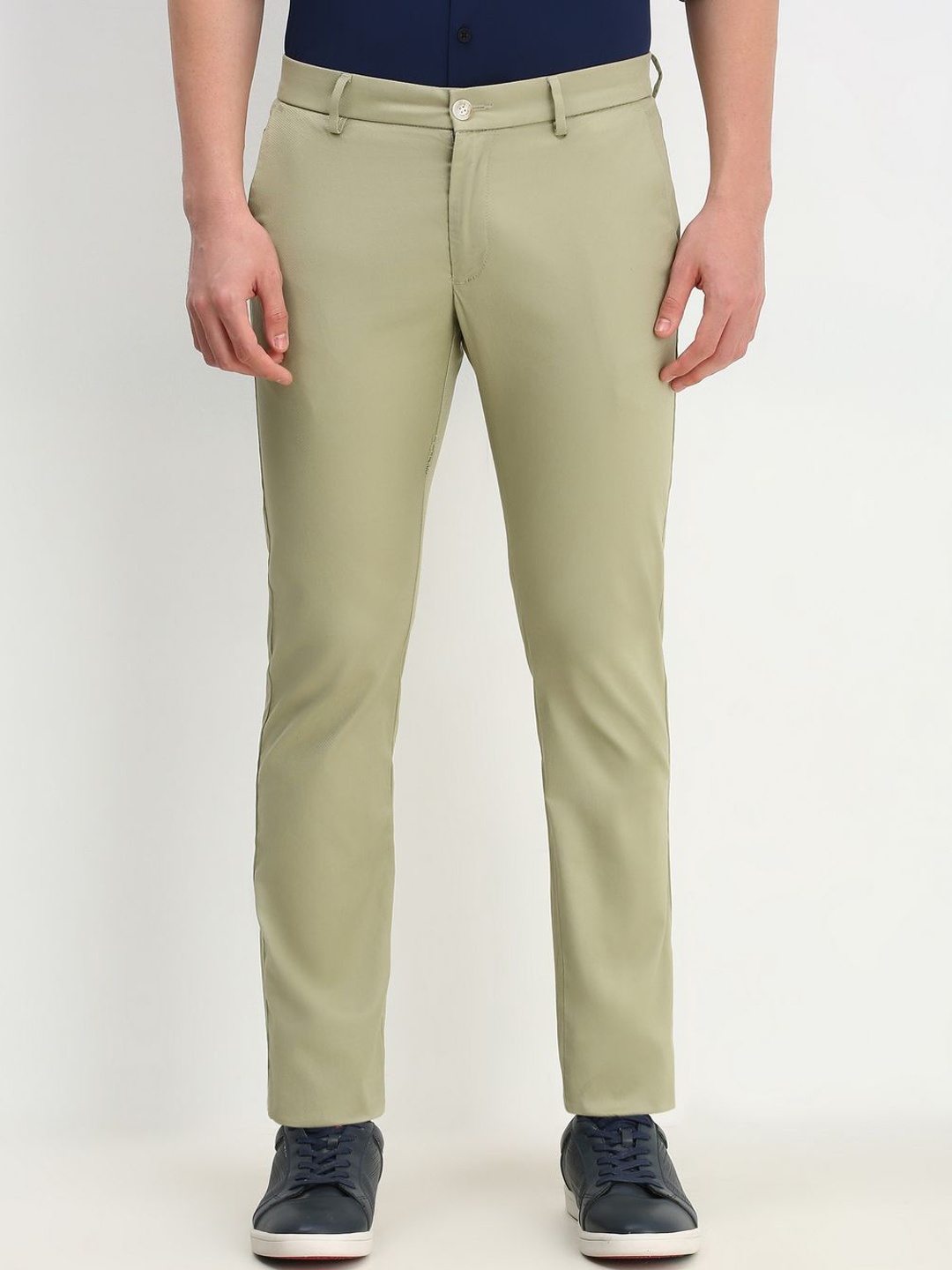 

Allen Solly Men Solid Regular Fit Slim Fit Trousers, Olive