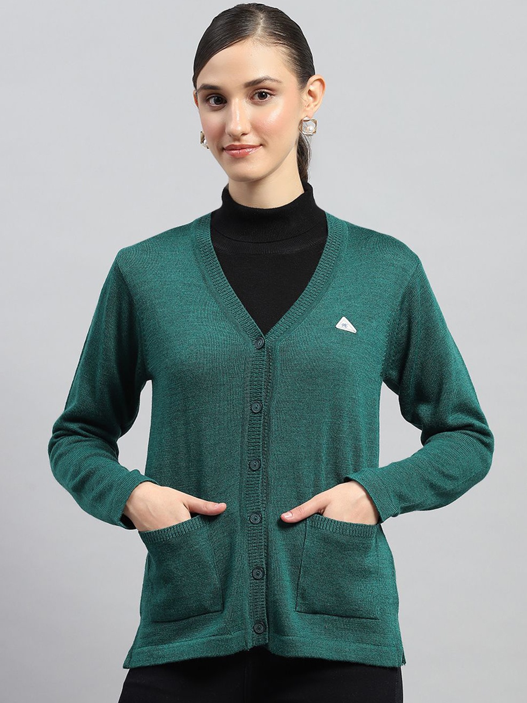

Monte Carlo Women Solid V Neck Woollen Cardigan, Green