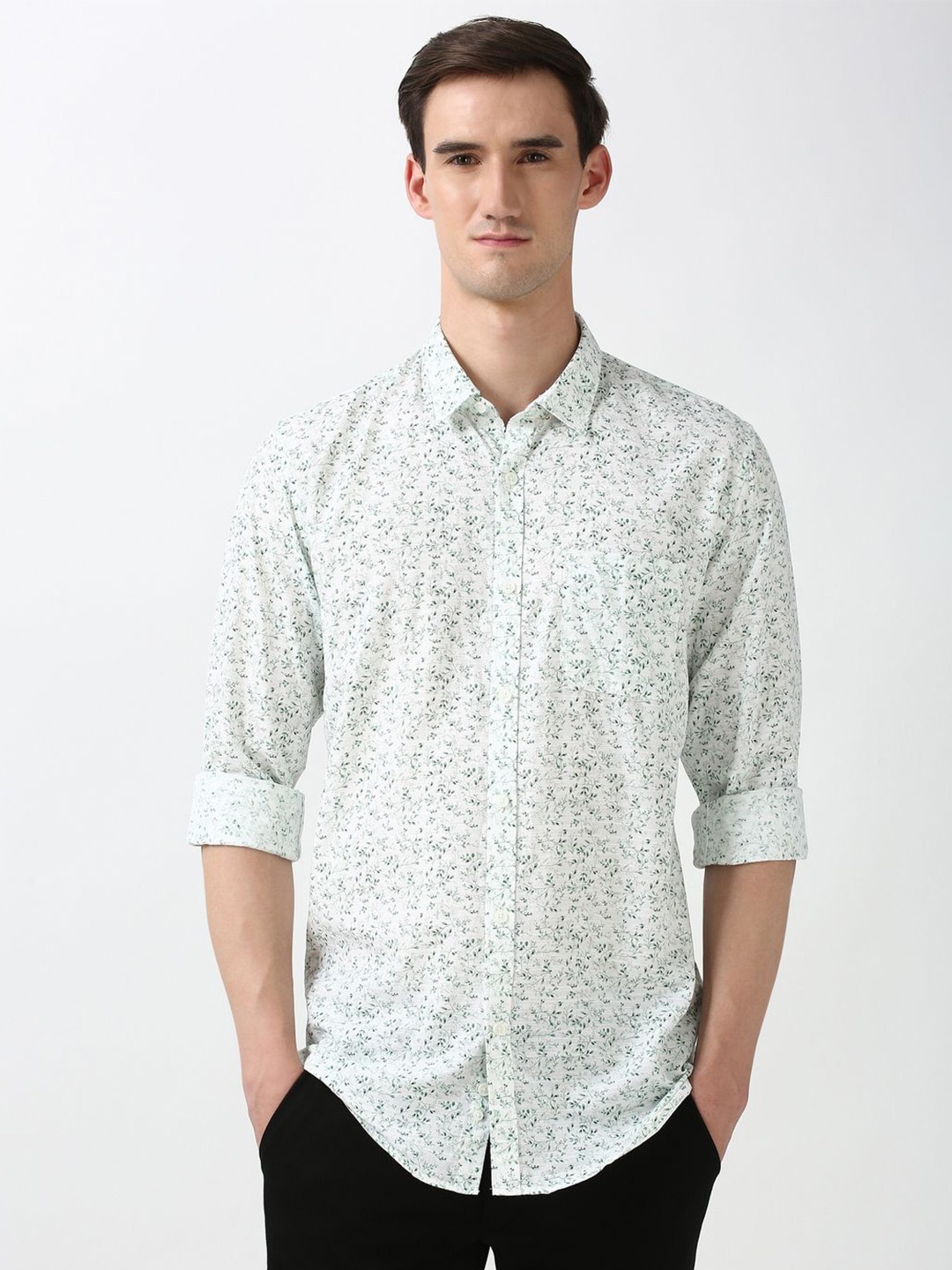 

Peter England Casuals Men Spread Collar Floral Printed Cotton Slim Fit Casual Shirt, White