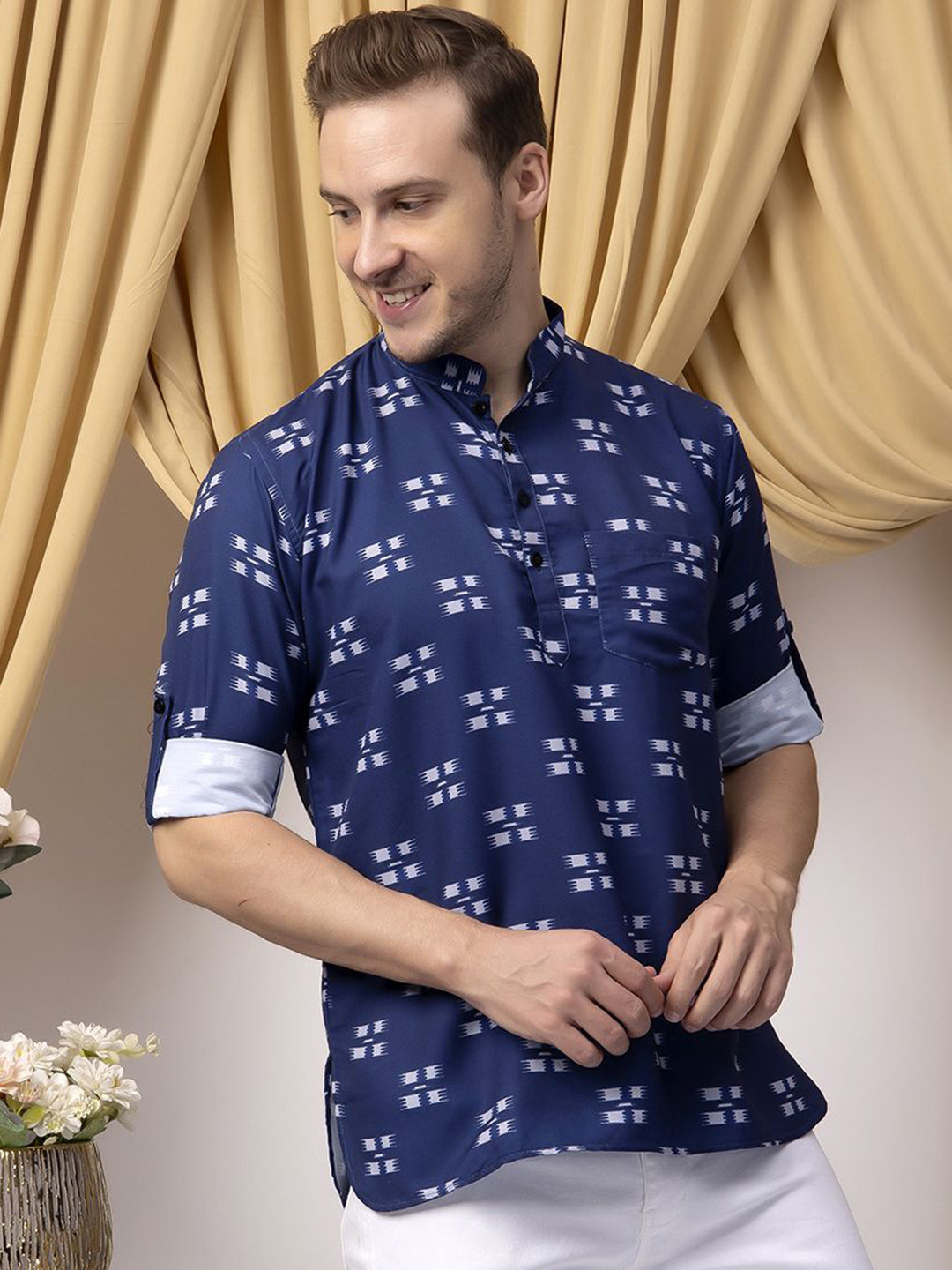 

Hangup Geometric Printed Mandarin Collar Straight Kurta, Blue