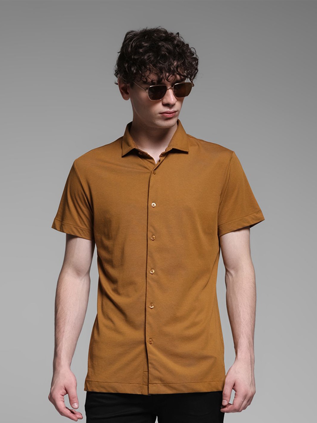 

Jack & Jones Men Spread Collar Solid Cotton Relaxed Fit Casual Shirt, Brown