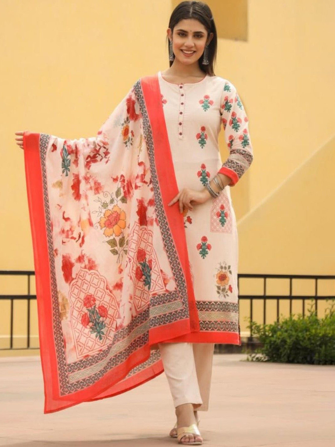 

AUTUMN LANE Floral Printed Pure Cotton Straight Kurta With Trousers & Dupatta, Red