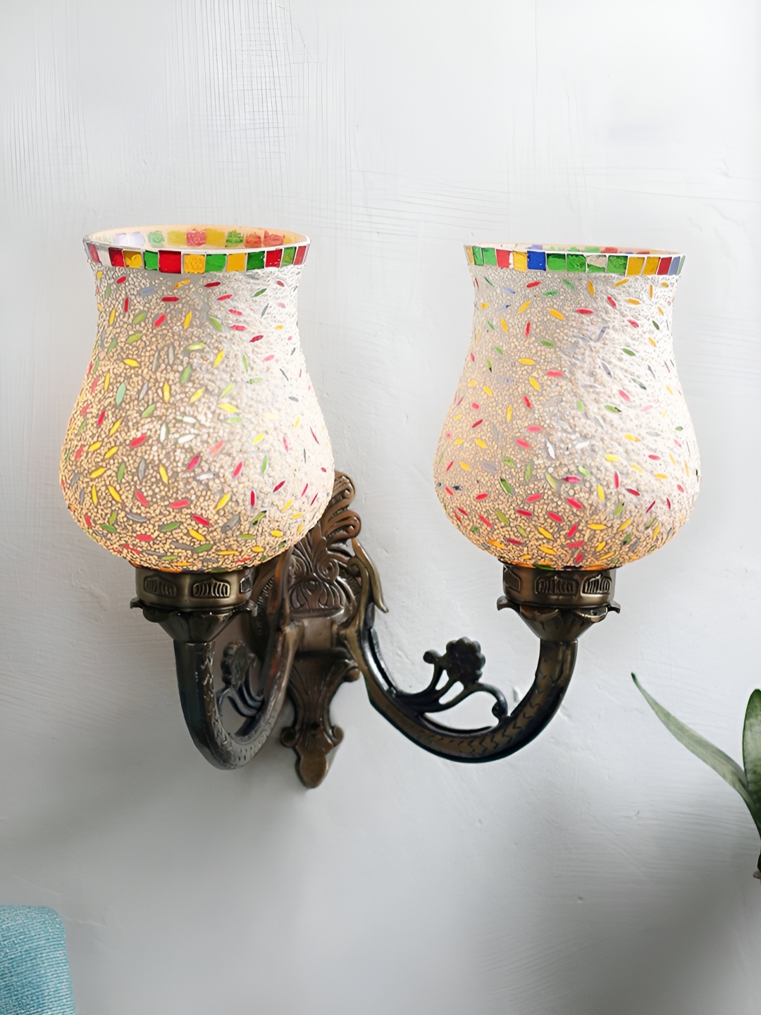 

Devansh Gold Toned & White Textured Metal Glass Contemporary Bell Shaped Wall Lamp
