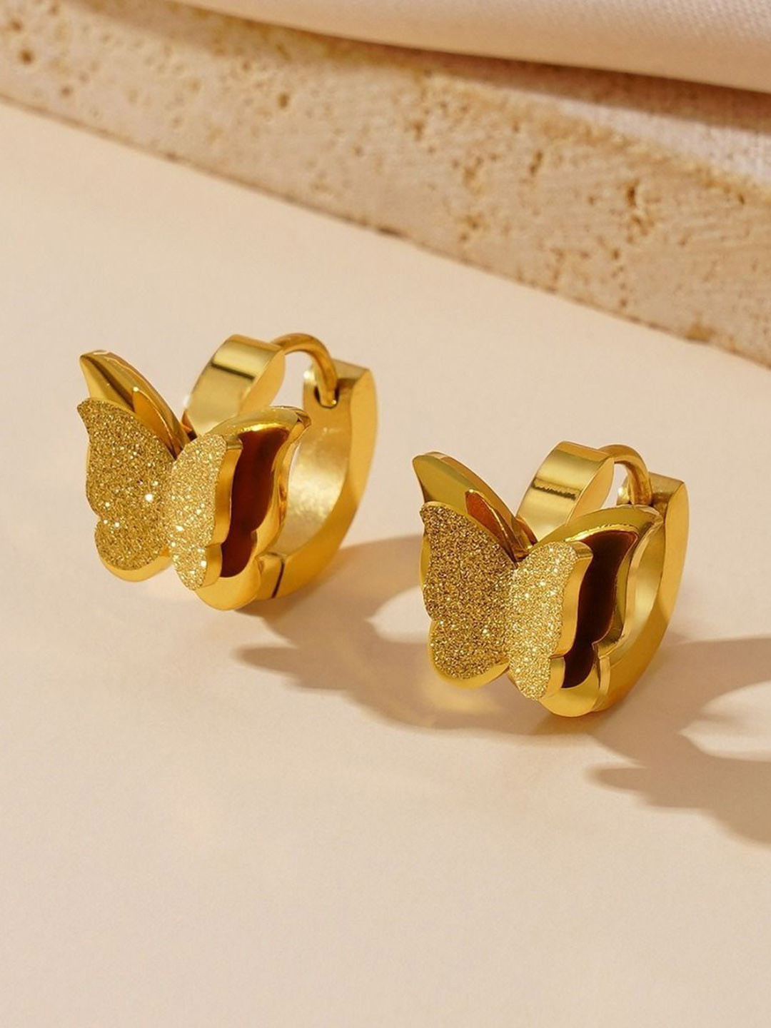 

MYKI Gold Plated Contemporary Hoop Earrings