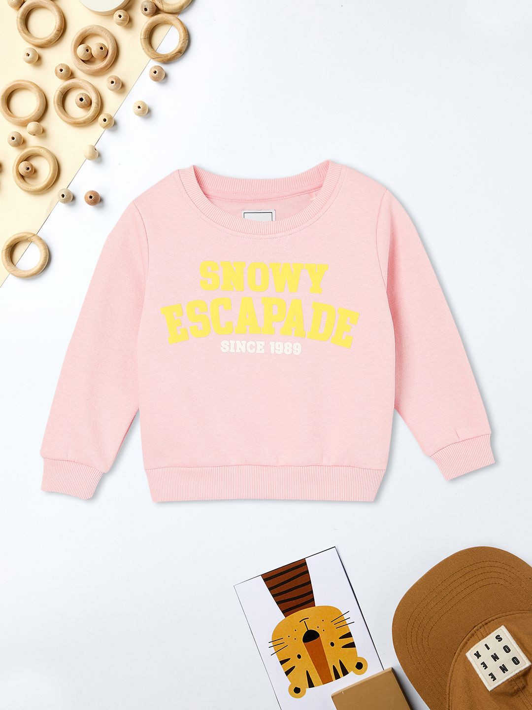

max Girls Typography Printed Sweatshirt, Pink