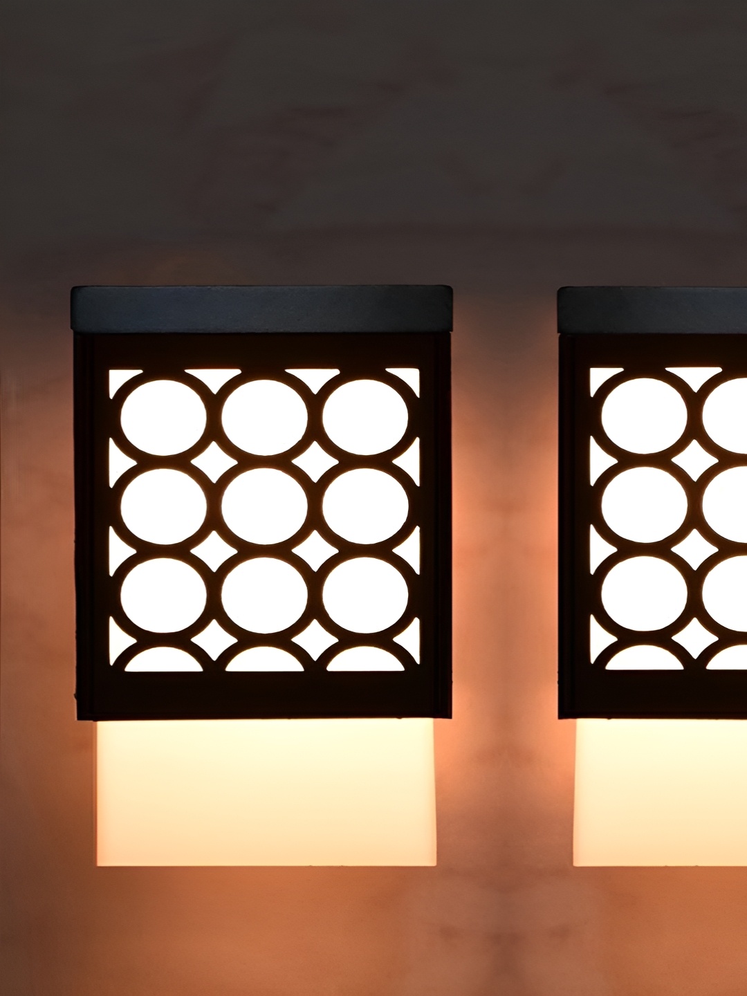 

Afast Black & White Traditional Ceiling Lamp