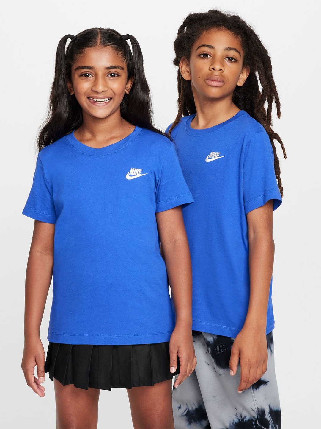 

Nike Sportswear Older Kids' T-Shirt, Blue