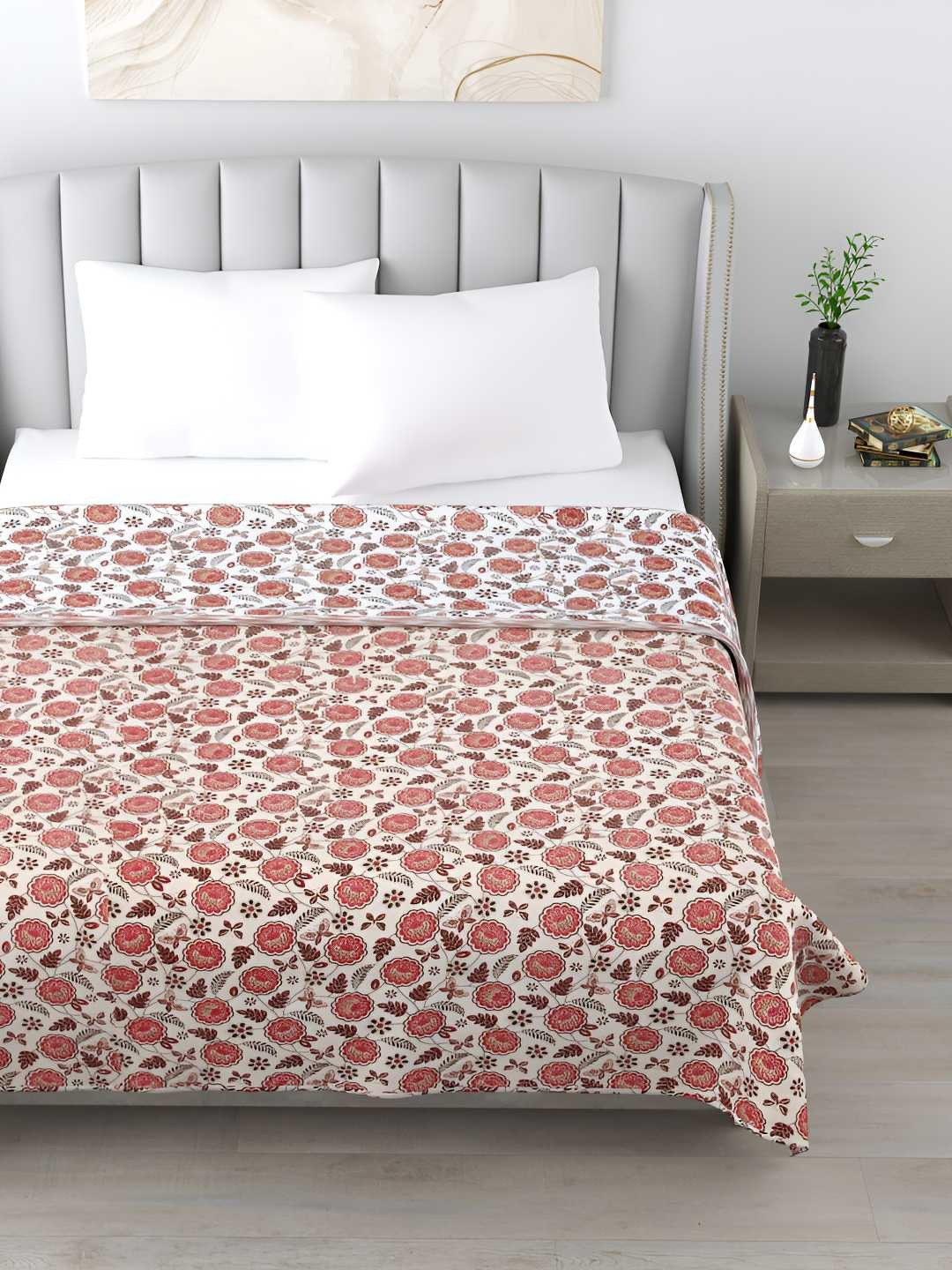 

Jinaya's Red & White Floral AC Room 300 GSM Cotton Reversible Single Bed Dohar