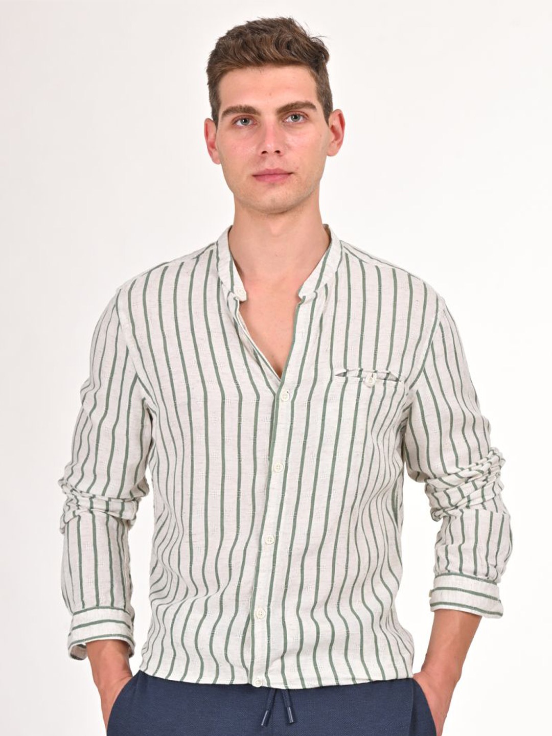 

POE Men Smart Mandarin Collar Vertical Striped Cotton Linen Slim Fit Casual Shirt, Green