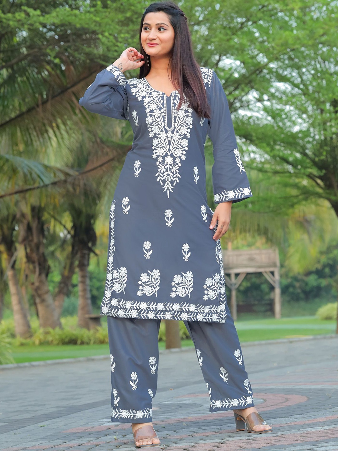 

Aika Floral Embroidered Regular Thread Work Straight Kurta with Palazzos, Grey