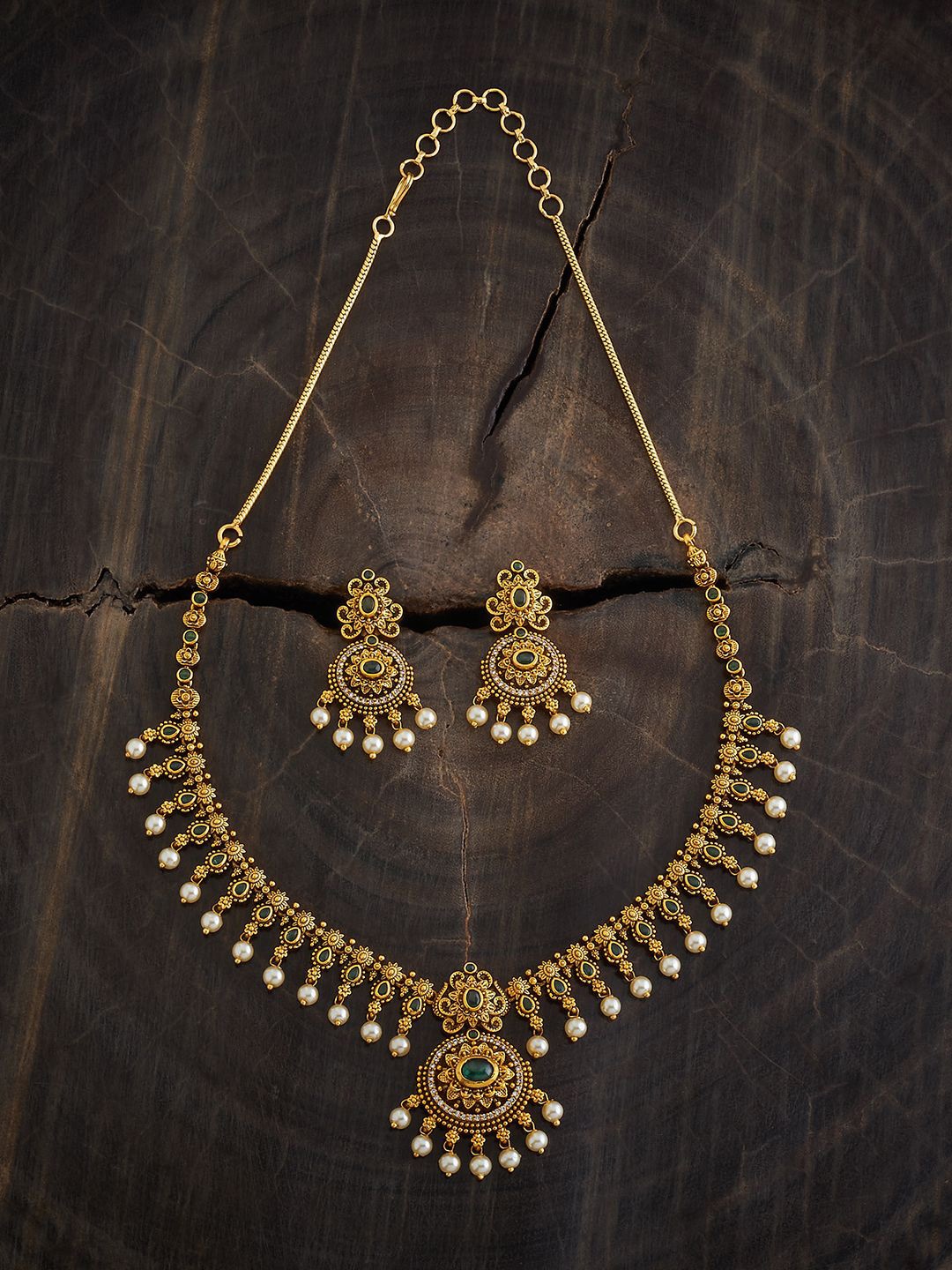 

Kushal's Fashion Jewellery Gold-Plated Stones-Studded & Beaded Jewellery Set