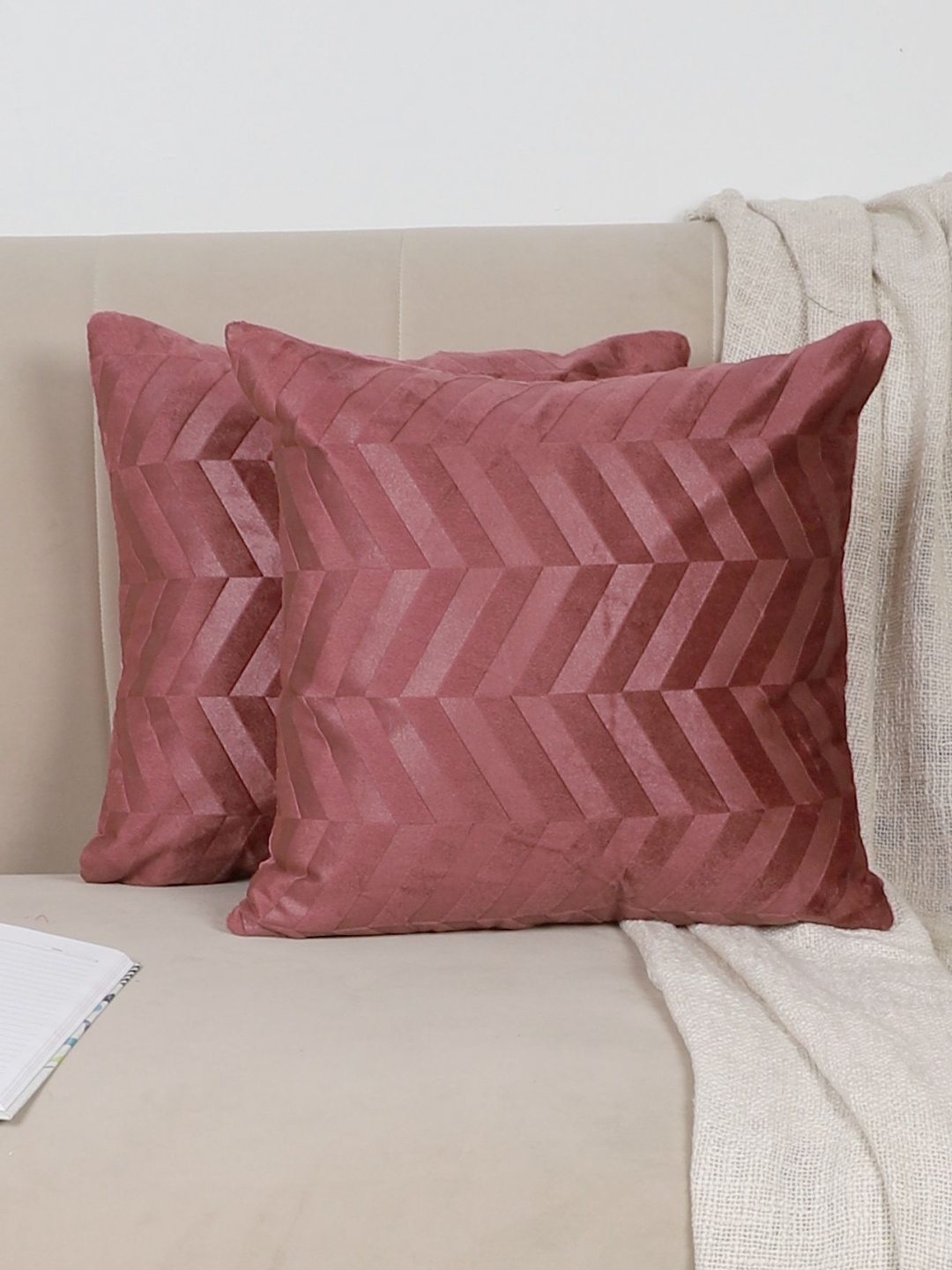 

MFD HOME FURNISHING Pink 2 Pieces Striped Velvet Square Cushion Covers