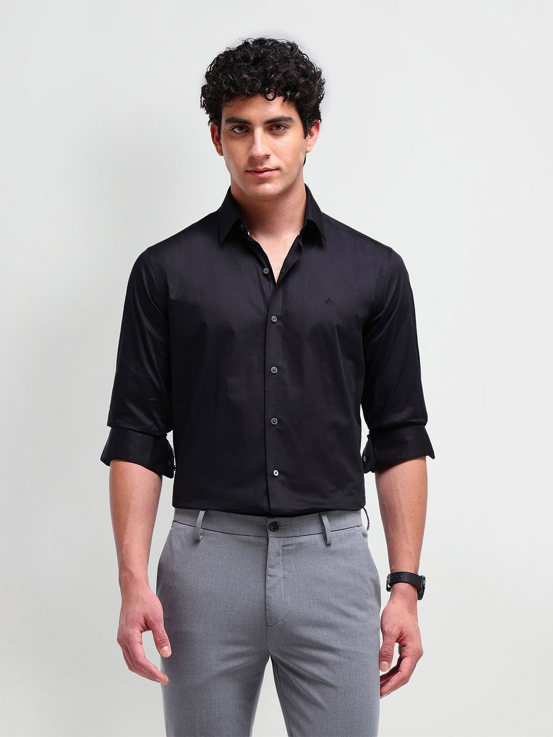 

Arrow New York Men Comfort Spread Collar Solid Cotton Slim Fit Formal Shirt, Black