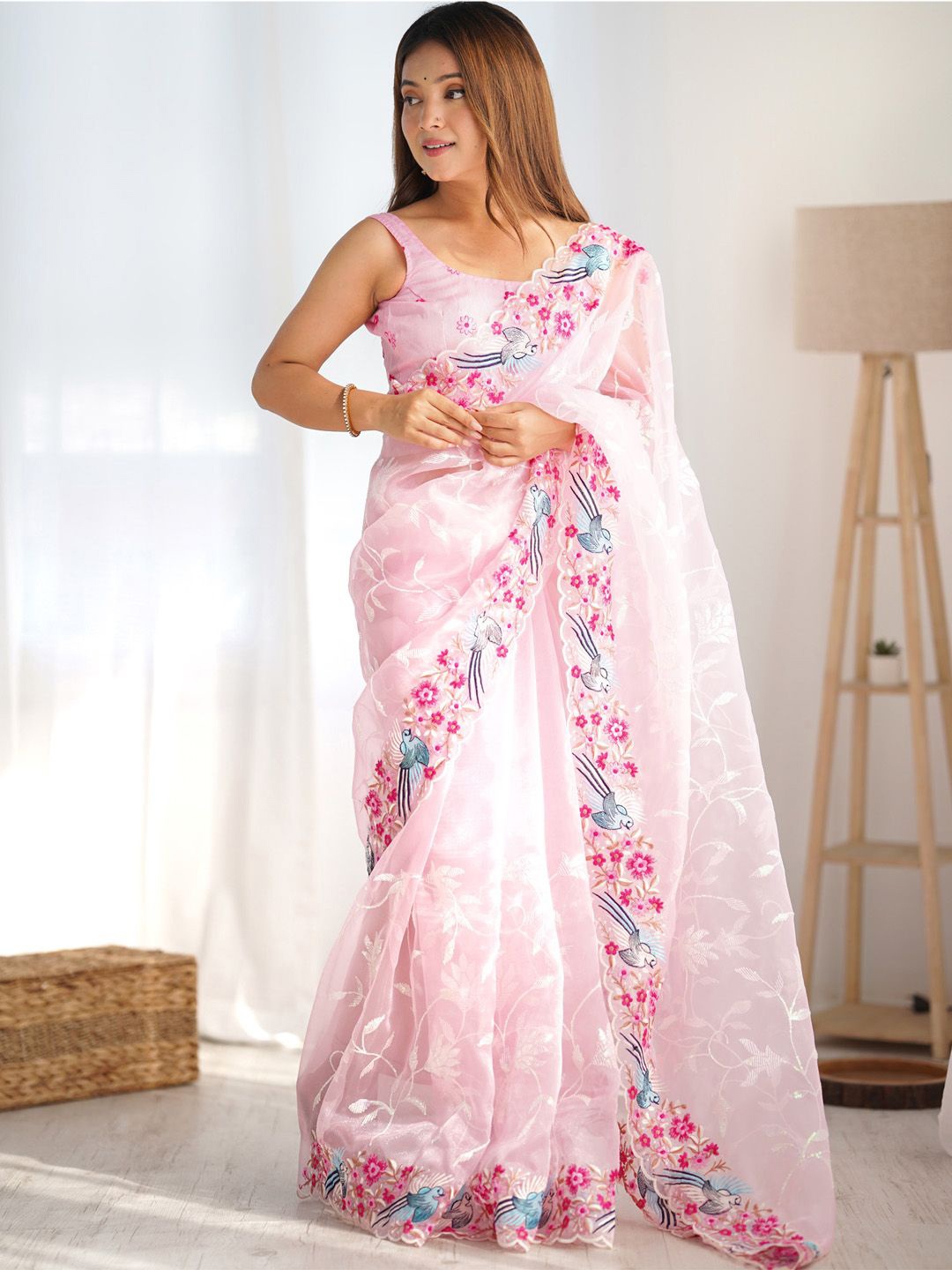 

Anouk Floral Embroidered Organza Saree, Pink