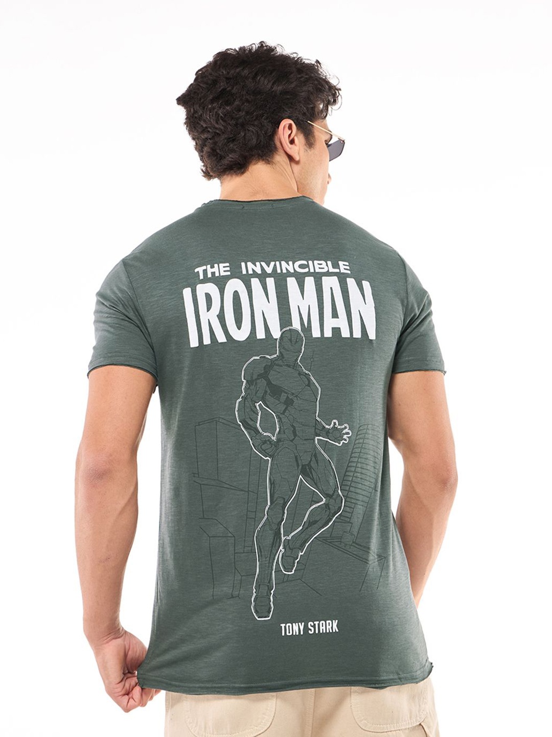 

Bewakoof Air 1.0 Men Grey The Invincible Graphic Printed T-shirt