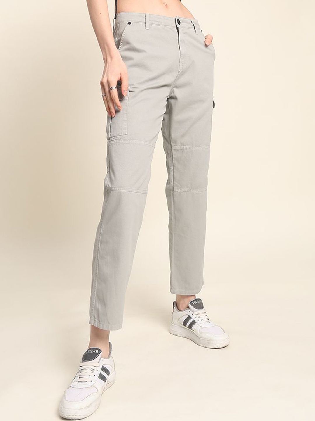 

The Roadster Lifestyle Co. Women Slim-Fit Trousers, Grey