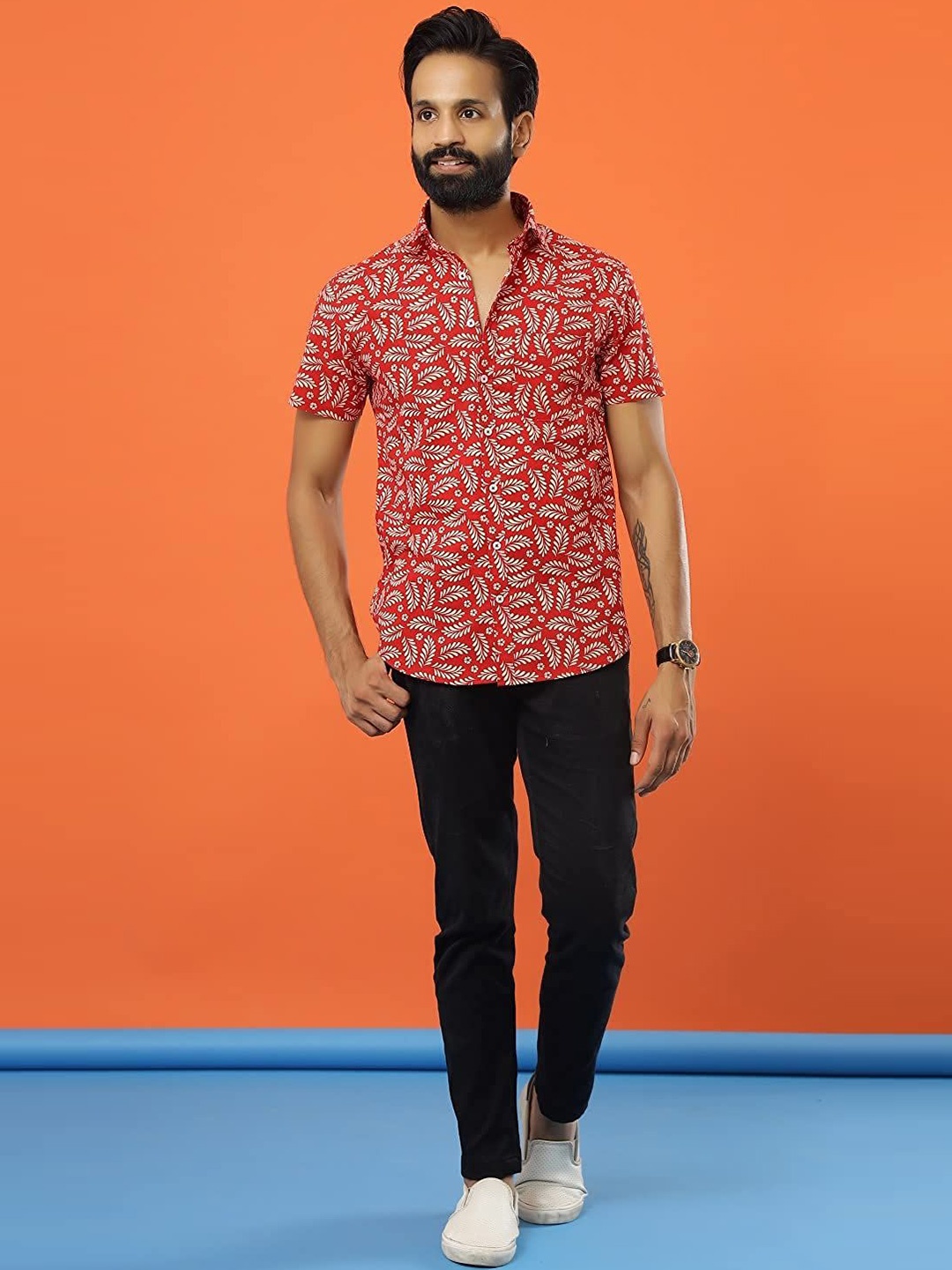 

SAY Men Classic Spread Collar Floral Printed Cotton Casual Shirt, Red