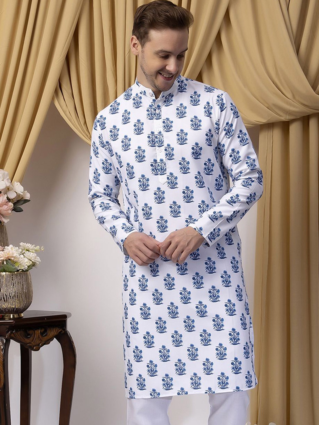 

Hangup Floral Printed Mandarin Collar Straight Kurta, White