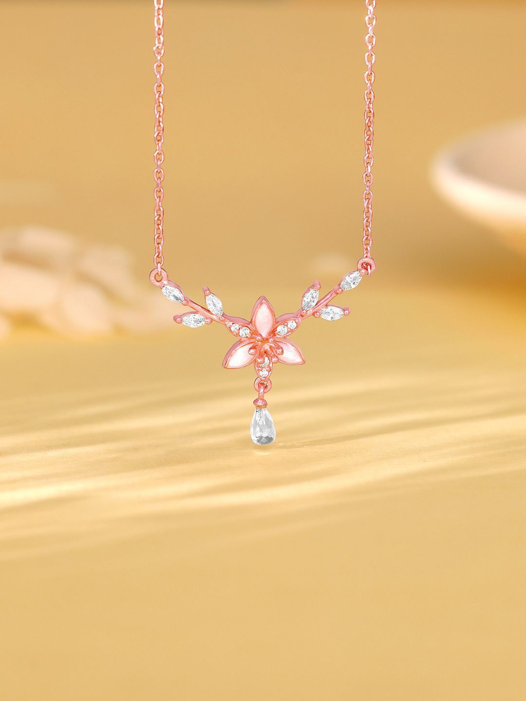 

GIVA 925 Sterling Silver Rose Gold-Plated Necklace