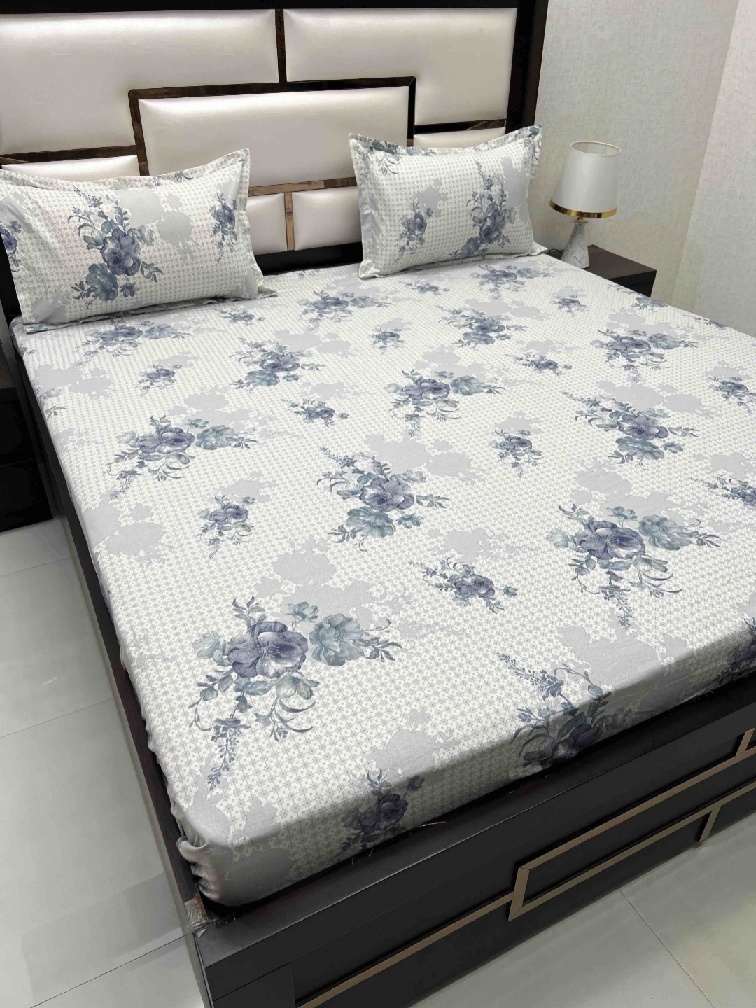 

Pure Decor Blue & White Floral Printed 300 TC Pure Cotton King Bedsheet & 2 Pillow Covers