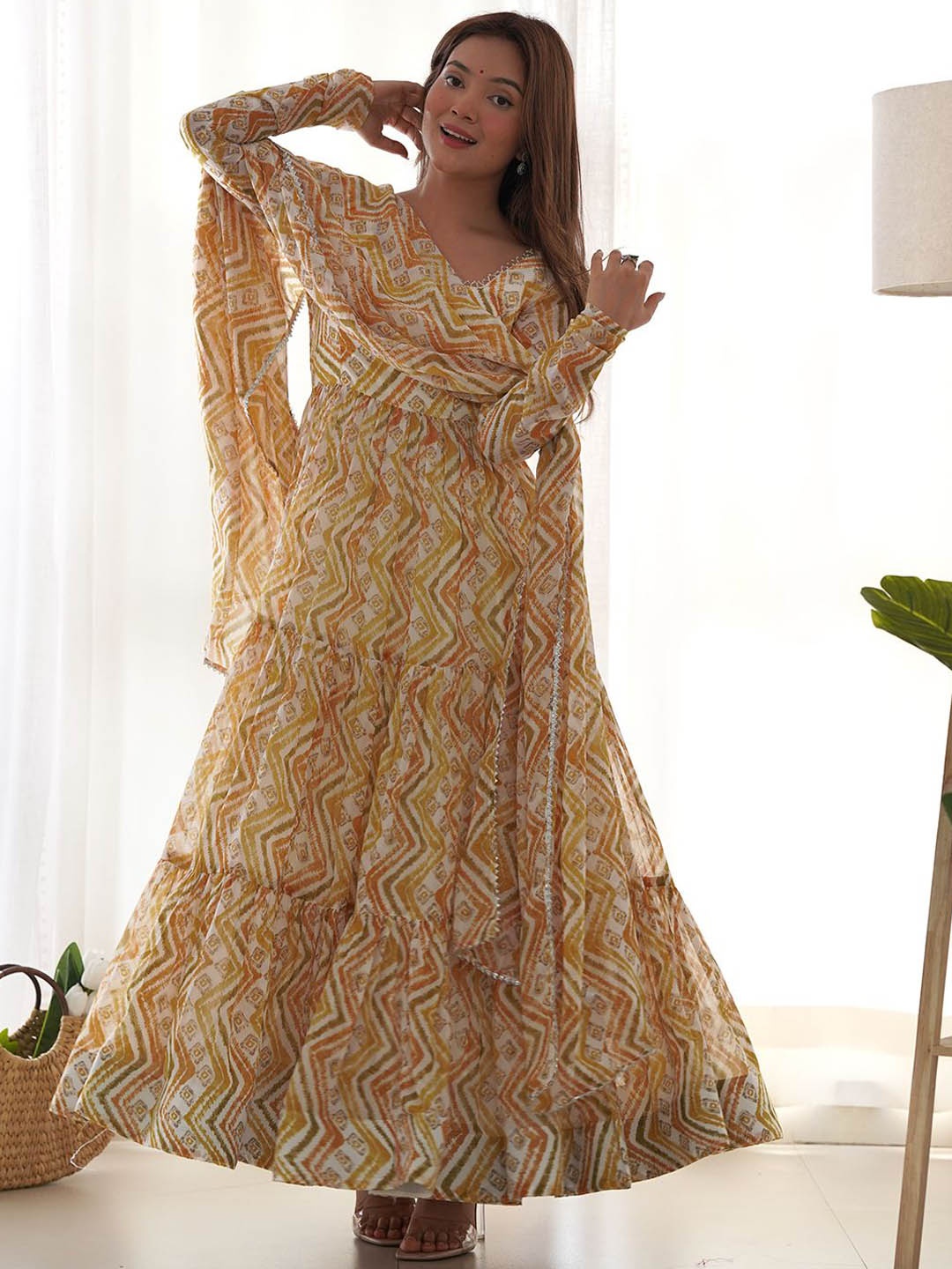 

Tanhai Geometric Printed Anarkali Kurta & Pyjamas With Dupatta, Yellow