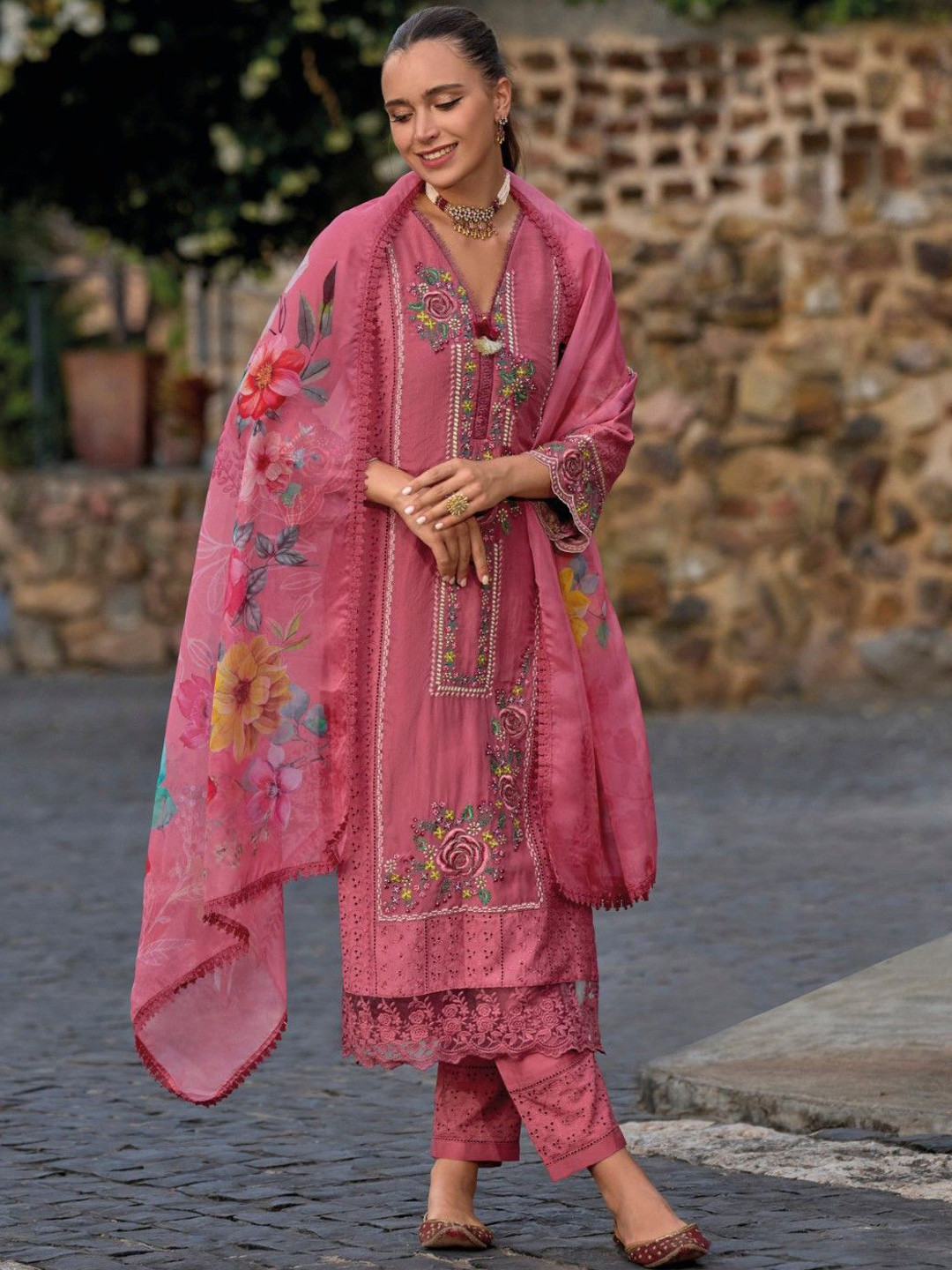 

AUTUMN LANE Printed Regular Pure Cotton Straight Kurta with Trousers & Dupatta, Rose