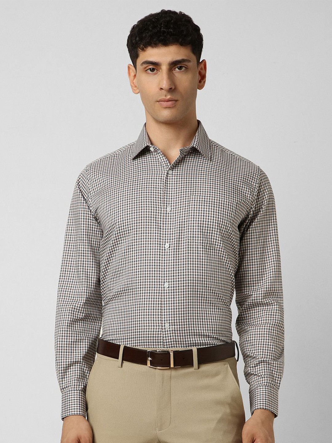 

Van Heusen Men Spread Collar Checked Cotton Formal Shirt, Multi