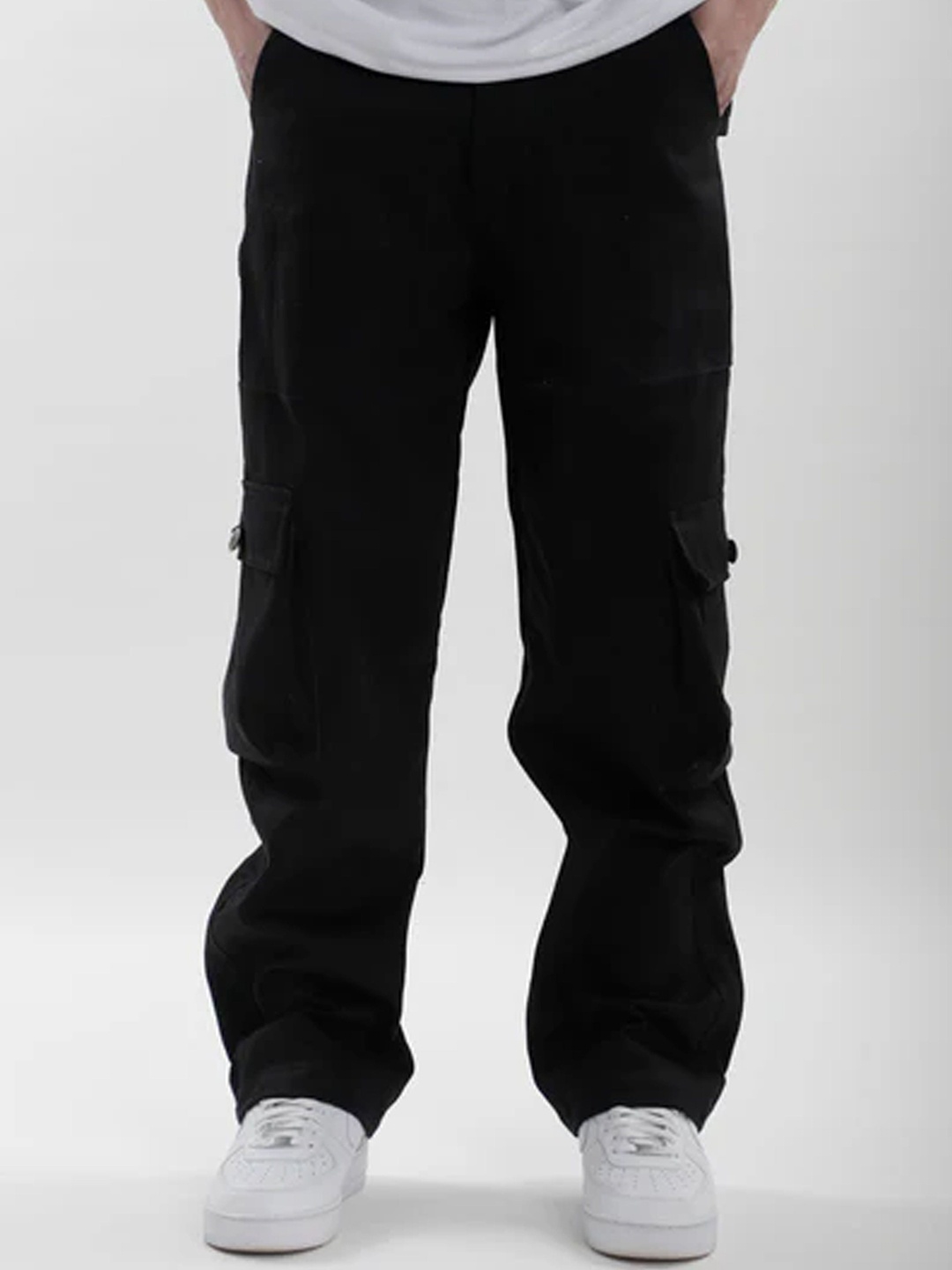 

TOFFLE Unisex Solid Mid-Rise Relaxed Fit Jeans, Black