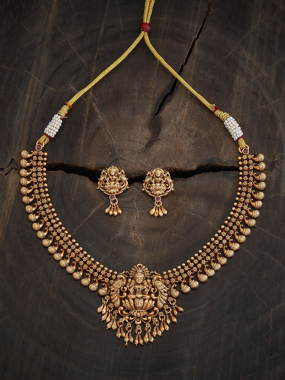 

Kushal's Fashion Jewellery Gold-Plated Artificial Stones Studded Jewellery Set