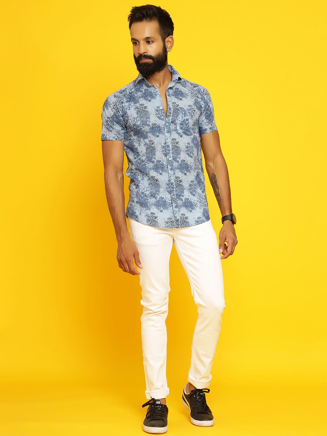 

SAY Men Classic Spread Collar Ethnic Motifs Printed Cotton Casual Shirt, Blue