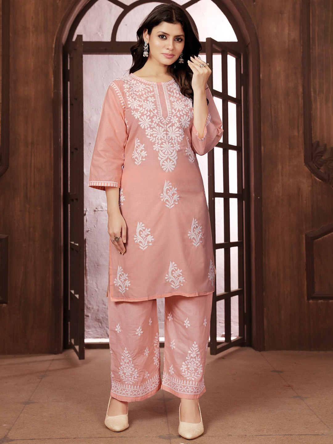 

JULEE Floral Embroidered Pure Cotton Straight Kurta with Palazzo, Orange