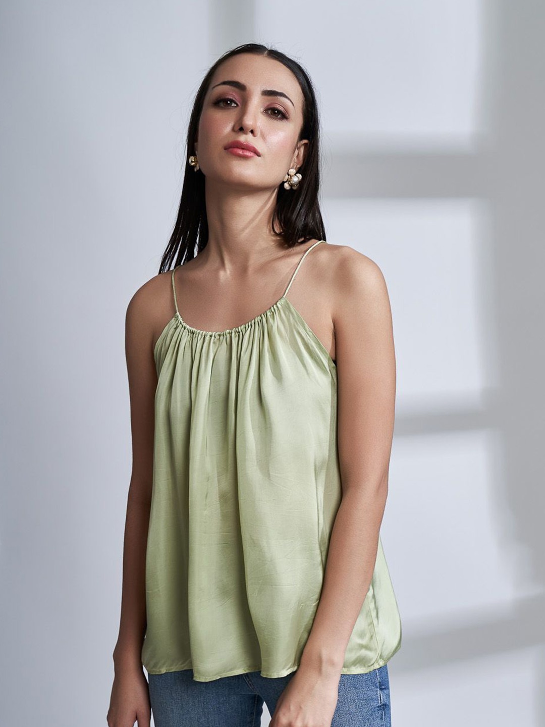 

The Samoa Women Solid Round Neck Pure Silk Top, Green