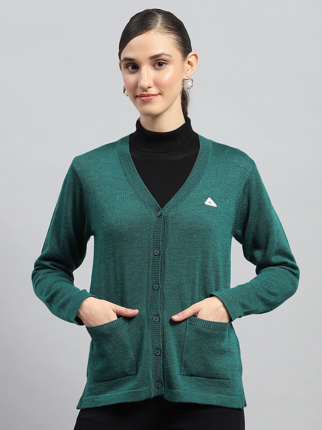 

Monte Carlo Women Solid V Neck Woollen Cardigan, Green