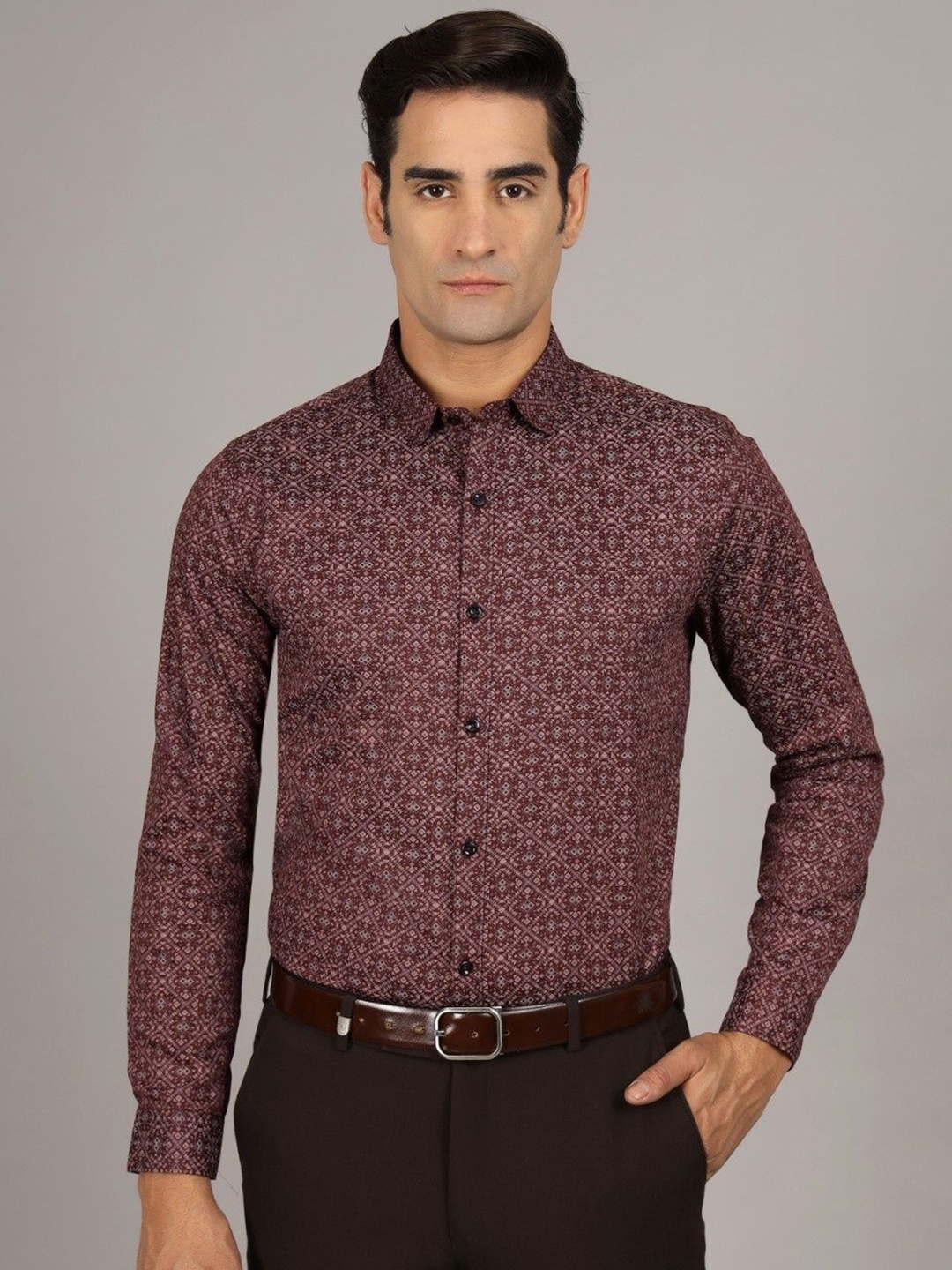 

Gavin Paris Men Original Spread Collar Ethnic Motifs Printed Cotton Semiformal Shirt, Maroon