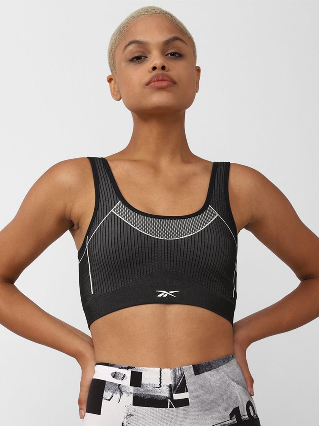 

Reebok Training Meet You There Seamless Bra, Black