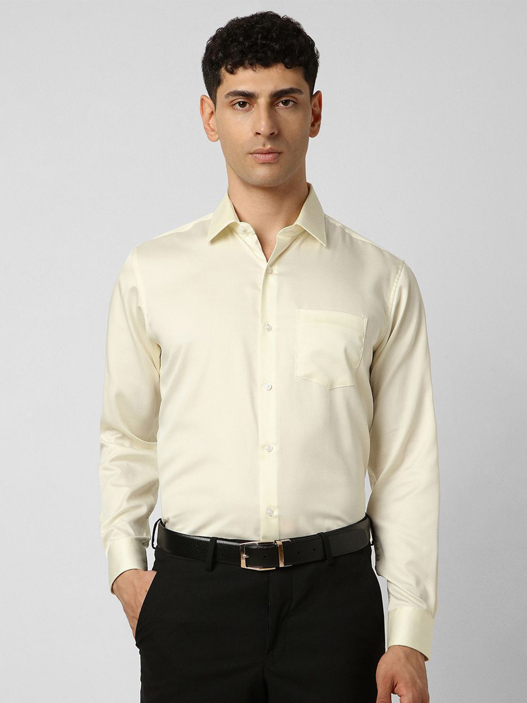 

Van Heusen Men Spread Collar Solid Cotton Formal Shirt, Beige