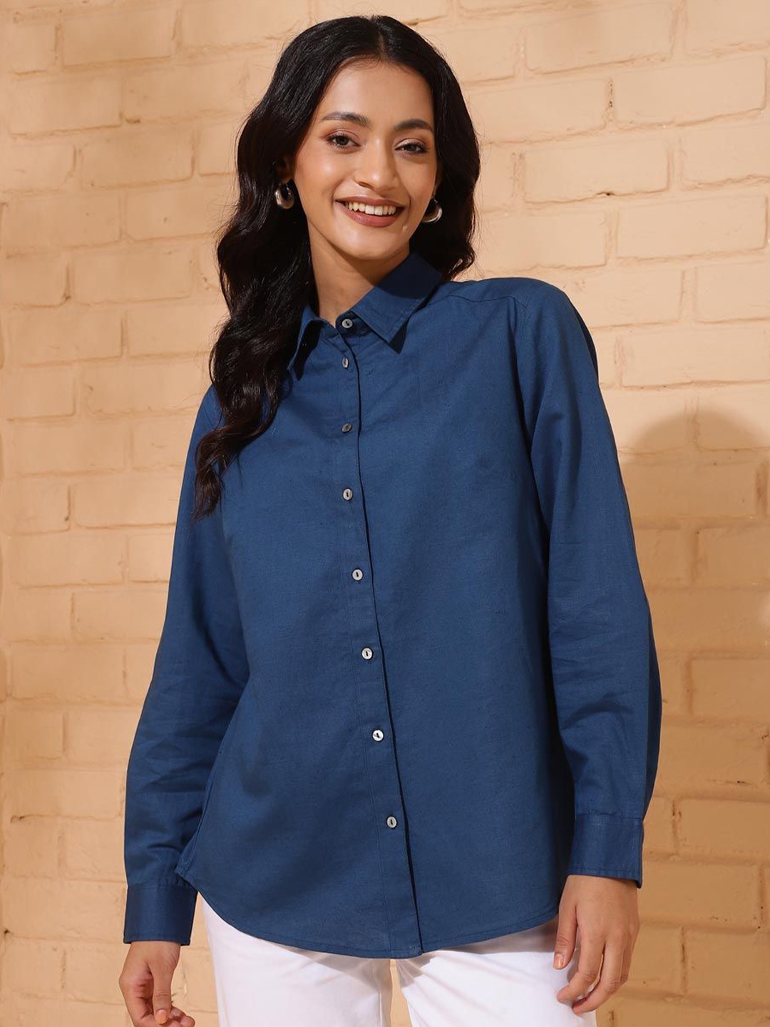 

Fabindia Women Spread Collar Solid Cotton Linen Relaxed Fit Casual Shirt, Blue