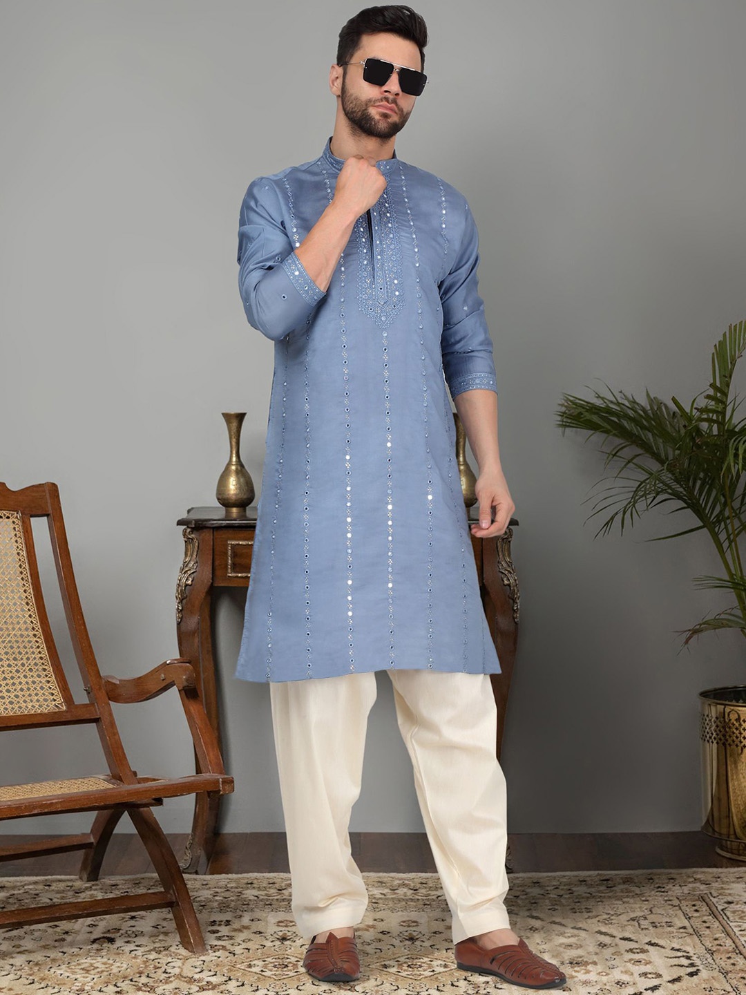 

KRAFT INDIA LUXE Ethnic Motifs Embroidered Mirror Work Cotton Silk Straight Kurta, Blue