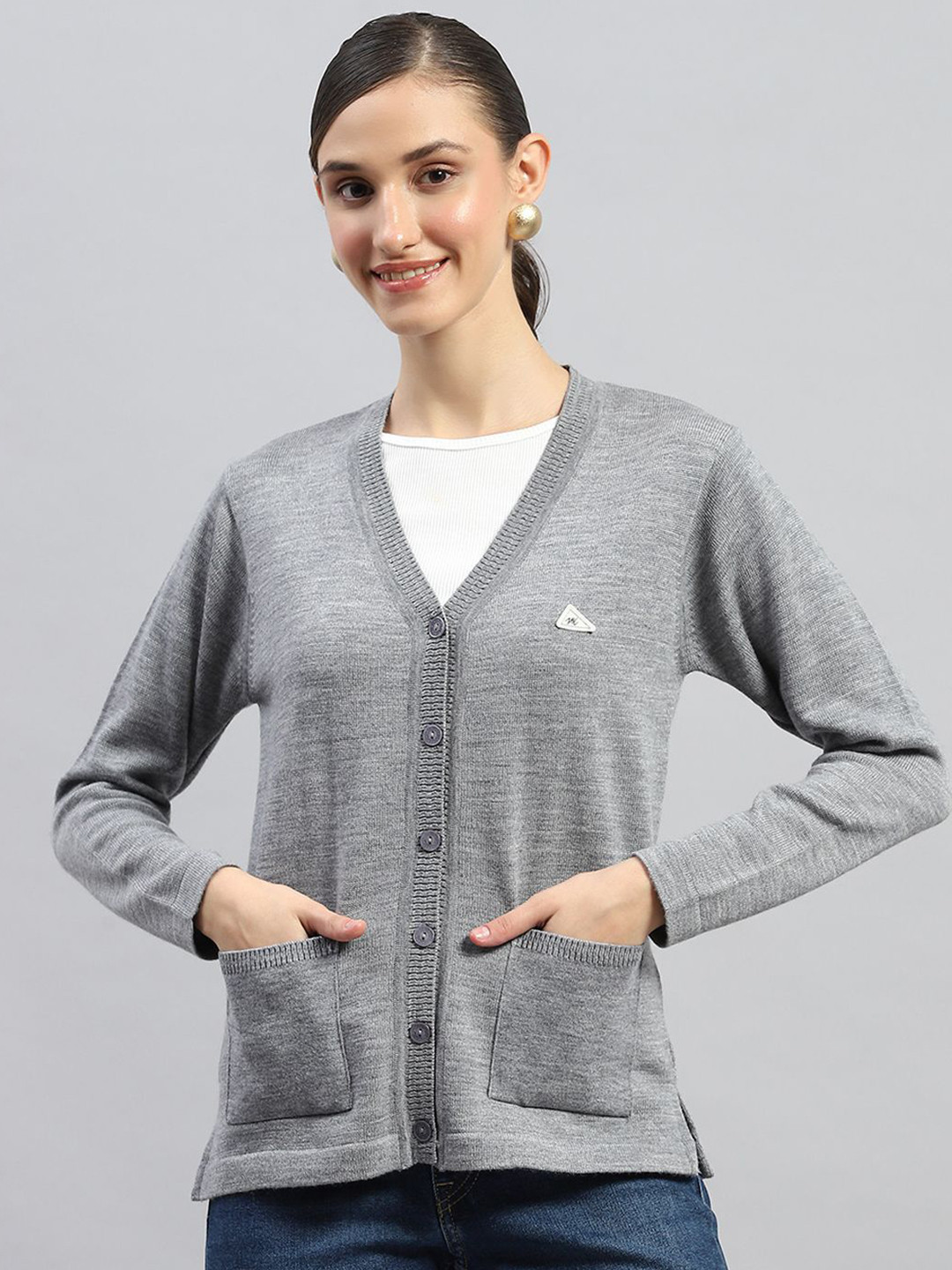 

Monte Carlo Women Solid V Neck Cardigan, Grey