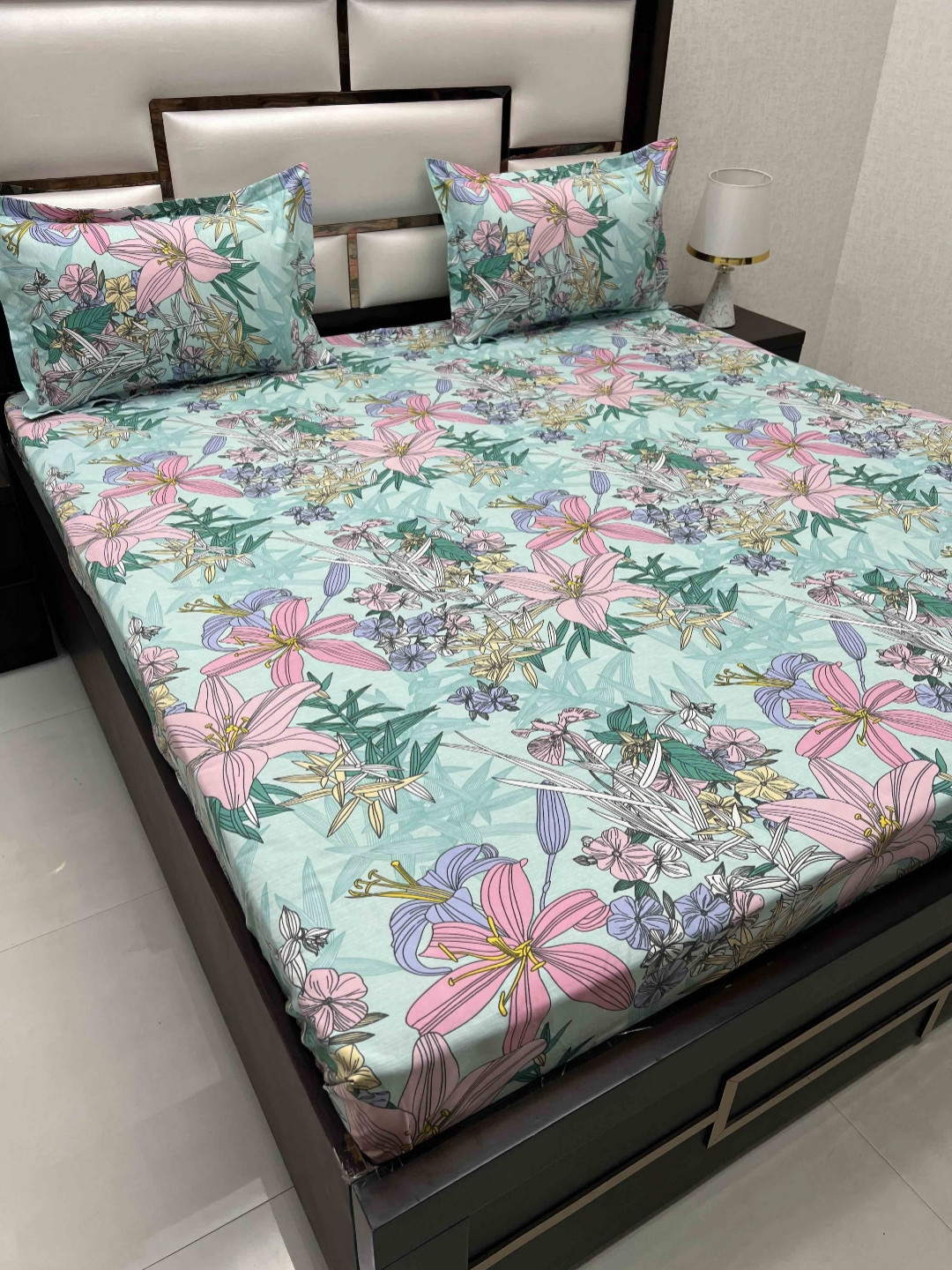 

Pure Decor Green & Pink Floral Printed 260 TC Microfiber Queen Bedsheet & 2 Pillow Covers