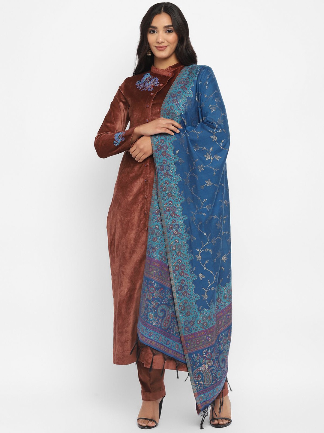 

STADO Floral Velvet Kurta with Trouser & Dupatta, Brown