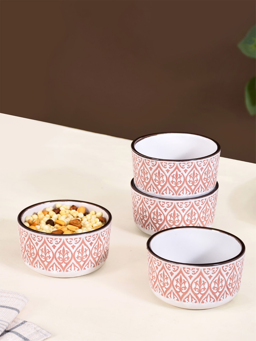 

Nestasia White & Peach 4 Pieces Printed Ceramic Serving Bowls- 200ml Each, Pink