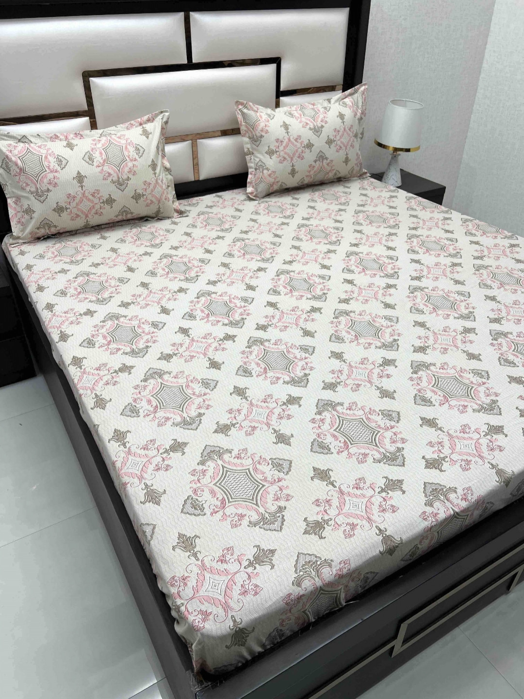 

Pure Decor Velar Fur Sib Off White Printed 240 TC Pure Cotton Super King Bedsheet Set