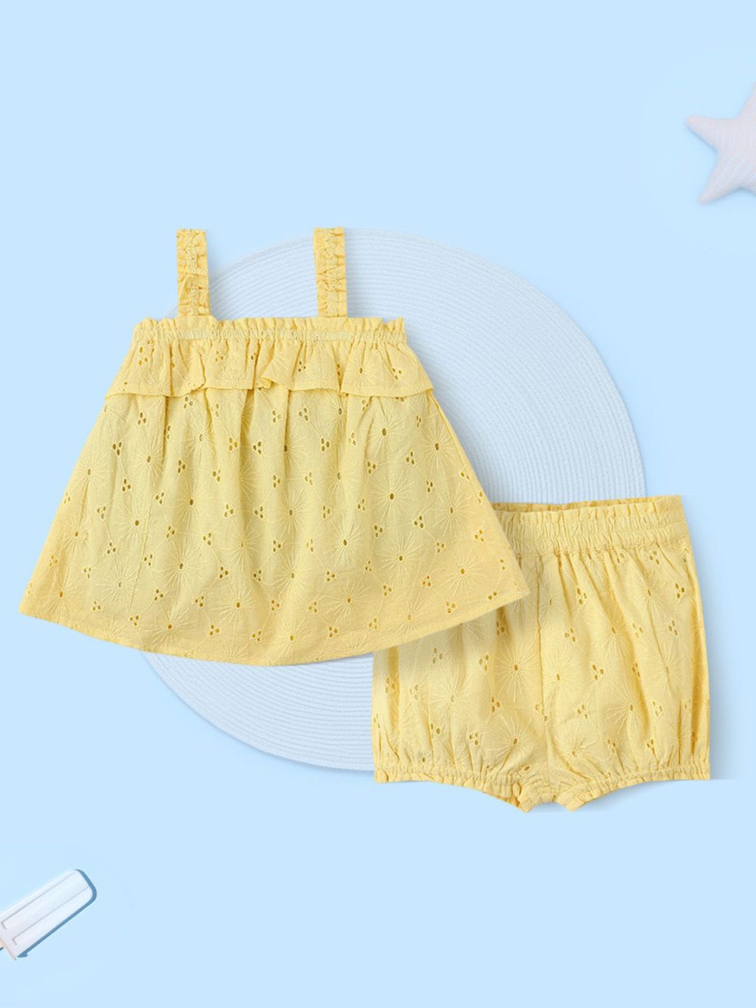 

Nautinati Girls' 100% Cotton Clothing Set of Top and Shorts, Yellow