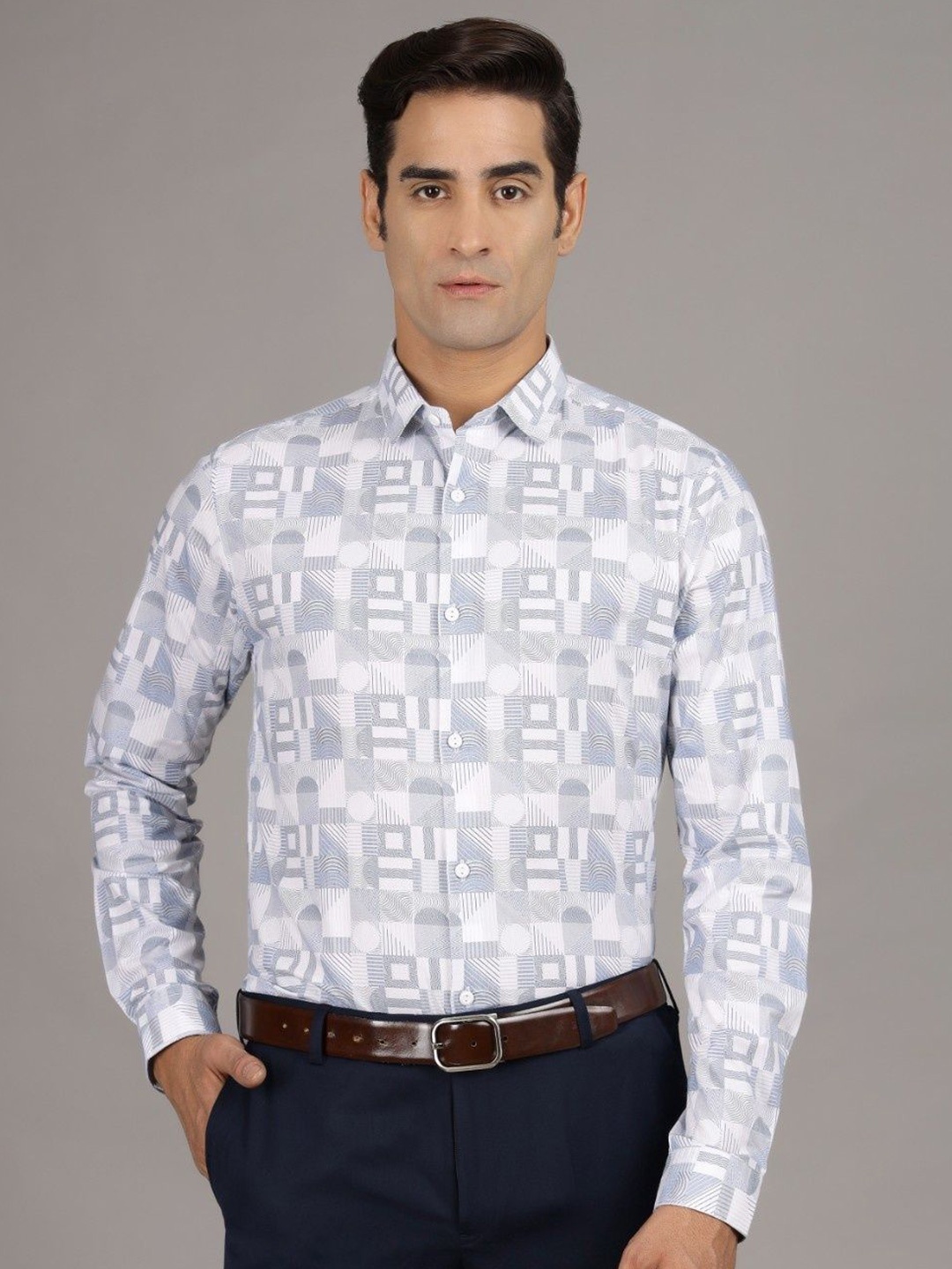 

Gavin Paris Men Original Spread Collar Geometric Printed Cotton Casual Shirt, White