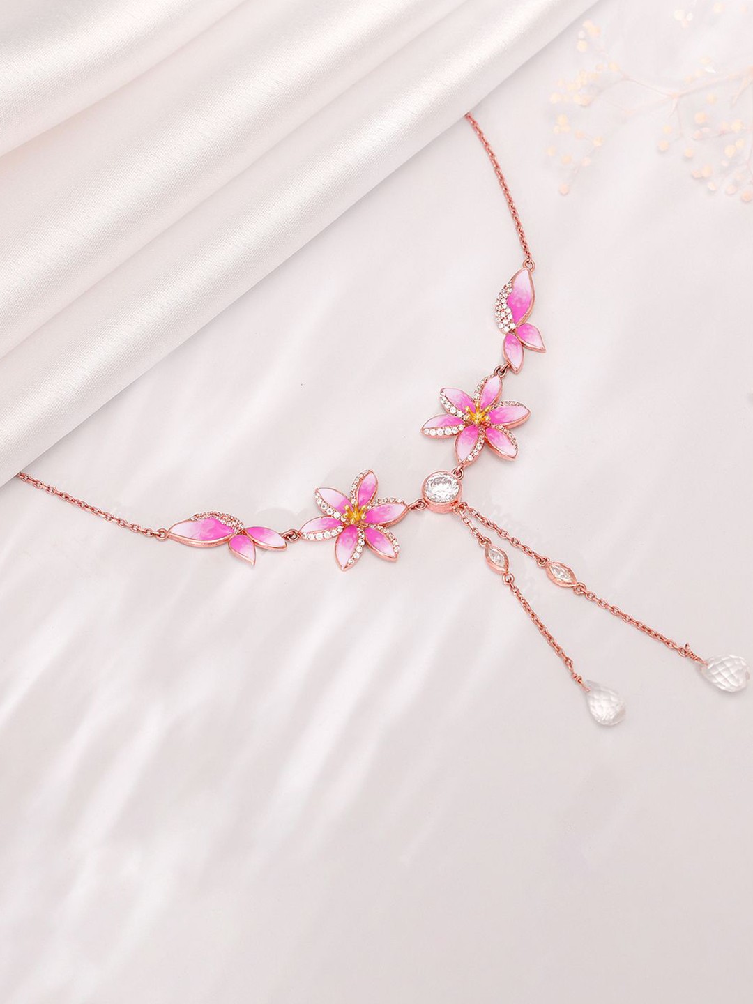 

GIVA 925 Sterling Silver Rose Gold-Plated Trillium Necklace