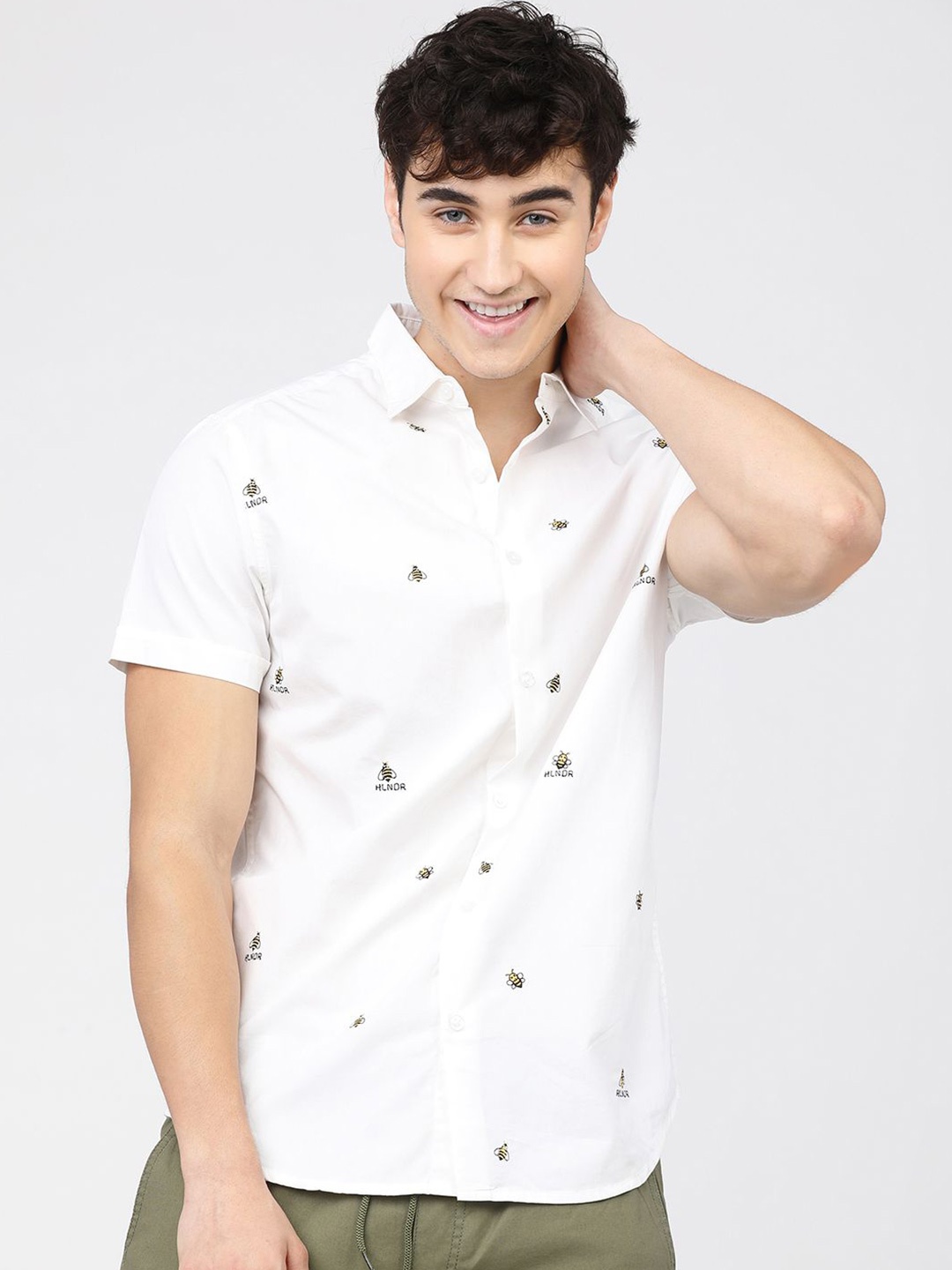 

HIGHLANDER Men Printed Slim Fit Shirt, White