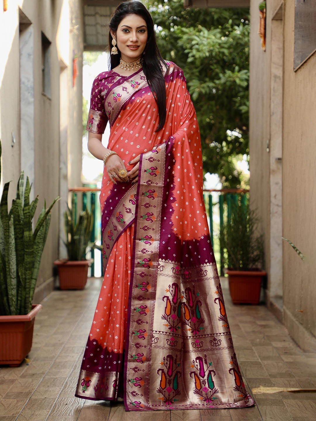 

Anaita Bandhani Zari Pure Silk Bandhani Saree, Peach