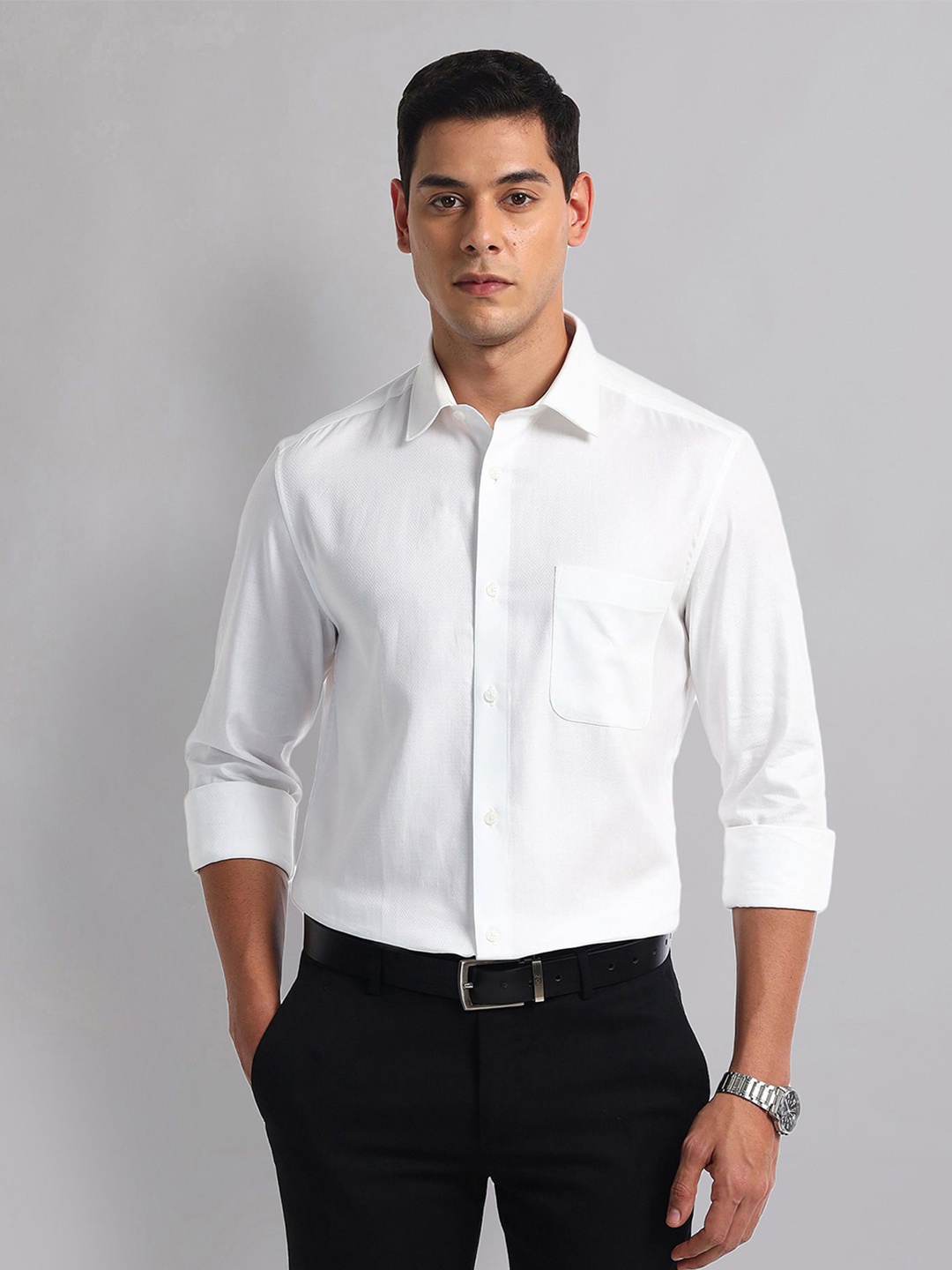 

AD By Arvind Men Spread Collar Solid Cotton Casual Shirt, White